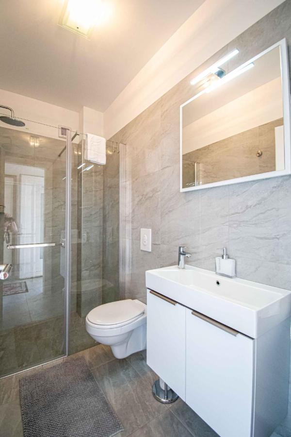 Luxury Apartment With Swimming Pool Ana Трогир Екстериор снимка